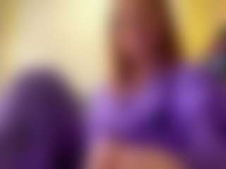 MarlinAja's Live Sex Cam Show
