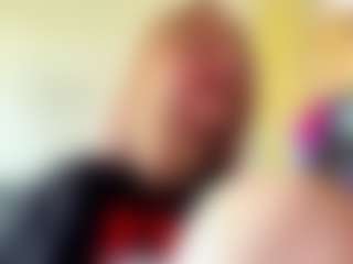 MarlinAja's Live Sex Cam Show