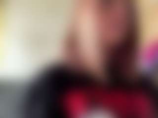 Live cam show with MarlinAja - Smoking on CamClone