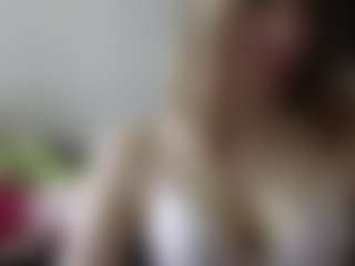 Luna's Live Sex Cam Show