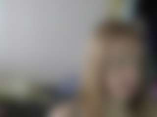 Live cam show with Luna - Lesbian on Camsoda