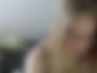 Live cam show with Luna - Lesbian on liverealitysex.com