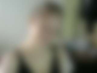 Live cam show with Luna - Moaning on Cam Slut