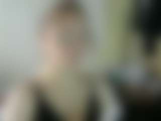 Live cam show with Luna - Public on nudelive.tv
