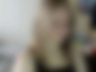 Live cam show with Luna - Smoking on CSO-WL