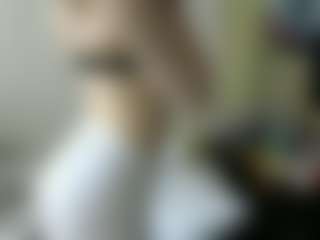 Live cam show with Luna - Upskirt on Camming Site