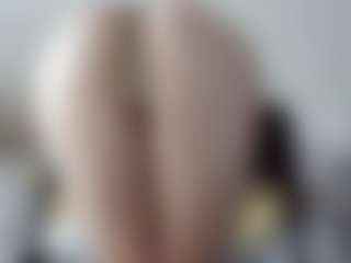 Luna's Live Sex Cam Show