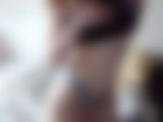 Luna's Live Sex Cam Show