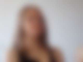 Live cam show with Luna - Body Massage on Streamer API