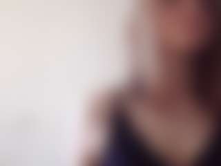 Live cam show with Luna - Cute on SpankPalCams