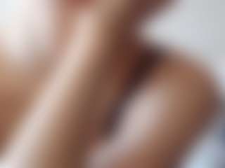 Luna's Live Sex Cam Show
