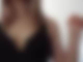 Live cam show with Luna - Solo on Cam Slut