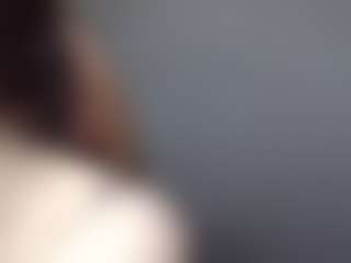 Live cam show with Luna - Moaning on Dare Cams