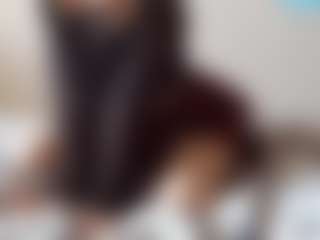 Live cam show with Luna - Full Nudity on slutload