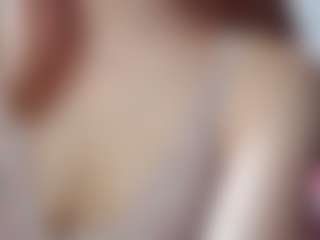 Live cam show with Luna - Facial Piercings on Camsoda