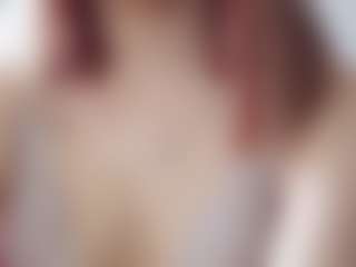 Live cam show with Luna - Facial Piercings on Camsoda