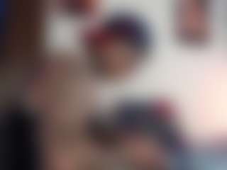 maxstron111's Live Sex Cam Show