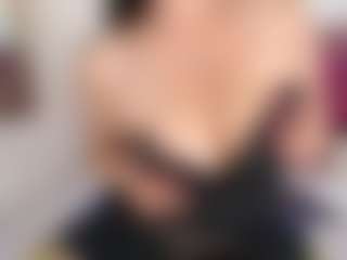 Mia-Sttar's Live Sex Cam Show