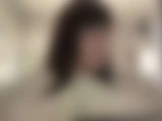 Live cam show with MoiraBalderree - Smoking on Camsoda