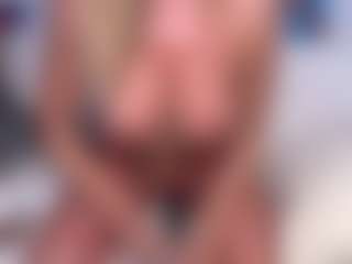 mrscharlottfox's Live Sex Cam Show