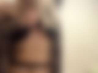 ReneeDinuzzo's Live Sex Cam Show
