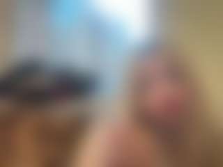 ReneeDinuzzo's Live Sex Cam Show
