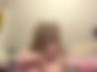Live cam show with ReneeDinuzzo - Blonde Hair on Fling VIP Chat