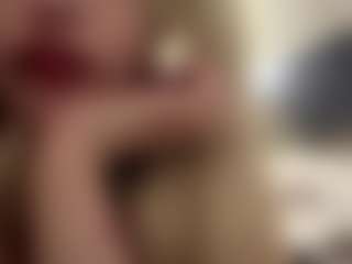ReneeDinuzzo's Live Sex Cam Show