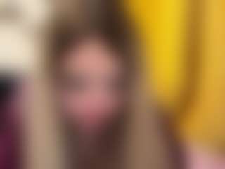 Live cam show with ReneeDinuzzo - Blonde Hair on Camsoda