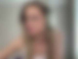 Live cam show with Eni - College on fapnchat