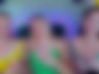 SuccesCheriesss's Live Sex Cam Show