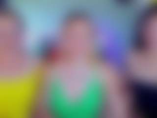 SuccesCheriesss's Live Sex Cam Show