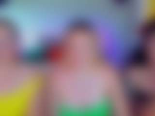 SuccesCheriesss's Live Sex Cam Show