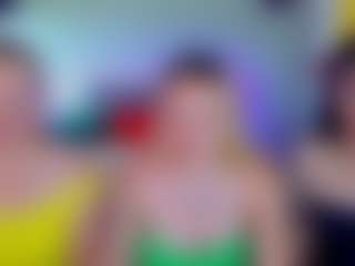 SuccesCheriesss's Live Sex Cam Show