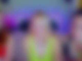 SuccesCheriesss's Live Sex Cam Show