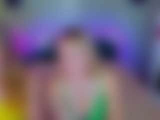 Live cam show with SuccesCheriesss - Brown Hair on TeamSkeetLive