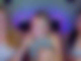 SuccesCheriesss's Live Sex Cam Show