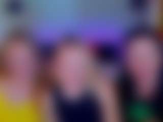 SuccesCheriesss's Live Sex Cam Show