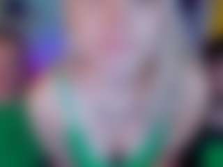 Live cam show with SuccesCheriesss - Green Eyes on SpankPalCams