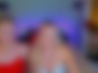 Live cam show with SuccesCheriesss - Skinny on Camsoda
