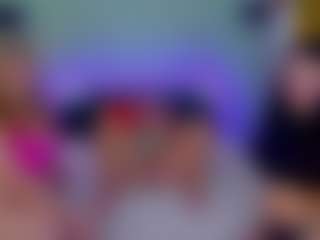 SuccesCheriesss's Live Sex Cam Show