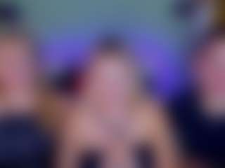 SuccesCheriesss's Live Sex Cam Show