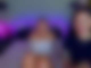 SuccesCheriesss's Live Sex Cam Show