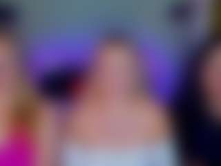 SuccesCheriesss's Live Sex Cam Show