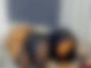 Live cam show with SweetMonique - Spoiled on Mixed Magazine Live