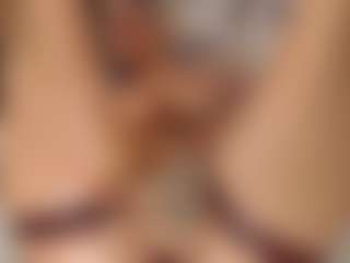 Live cam show with ArielleeX - Morena on Camsoda