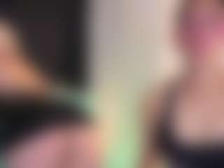Live cam show with gema-n-aria - No Smoking on Soda Cam