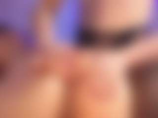 Live cam show with gema-n-arianaa - Toys on thefappeningchat.com