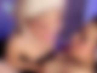 Live cam show with gema-n-arianaa - Green Eyes on Hubzter Live