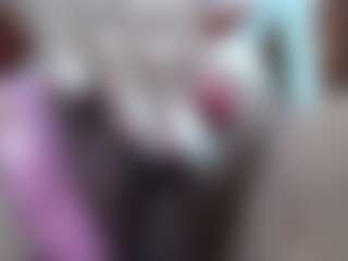gretamilan's Live Sex Cam Show